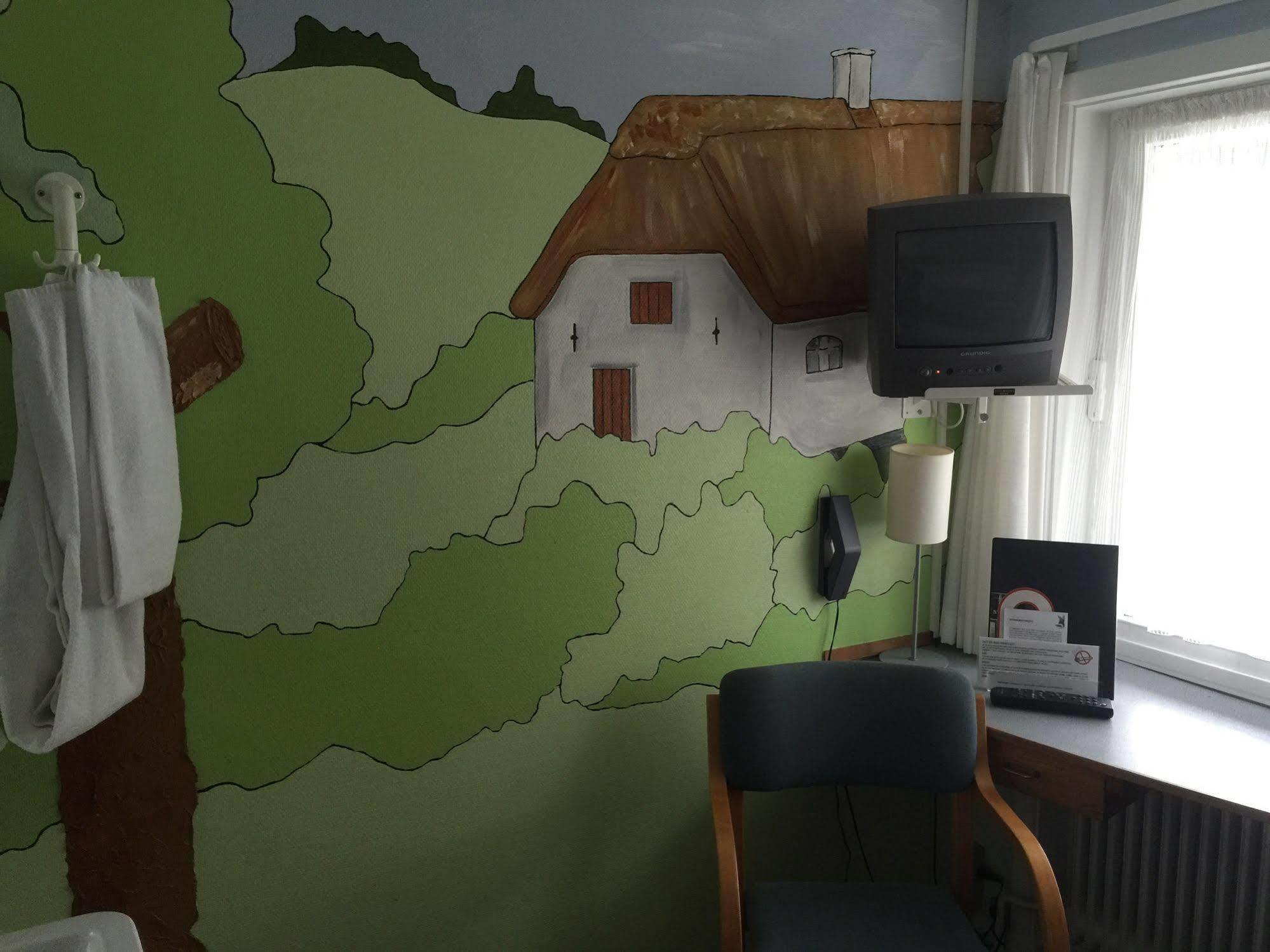 Rold Storkro Скёрпинг
